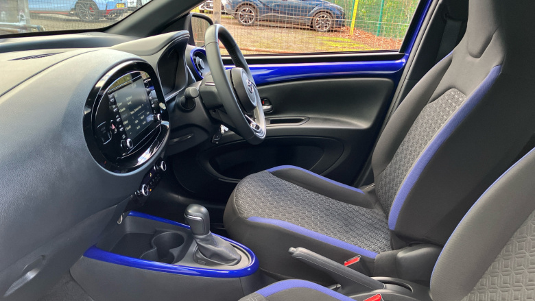 Toyota Aygo X 1.0 VVT-i Edge 5dr Auto Petrol Hatchback